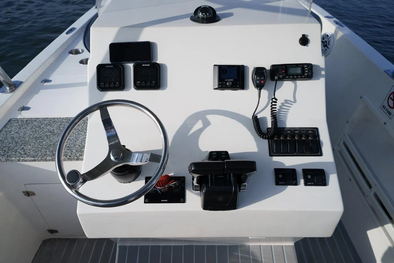 SEATURION 8